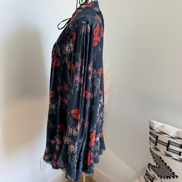 Free People Pebble Crepe So Fine Smocked Tunic Top Floral Gray Frayed Hem Small - Picture 6 of 15